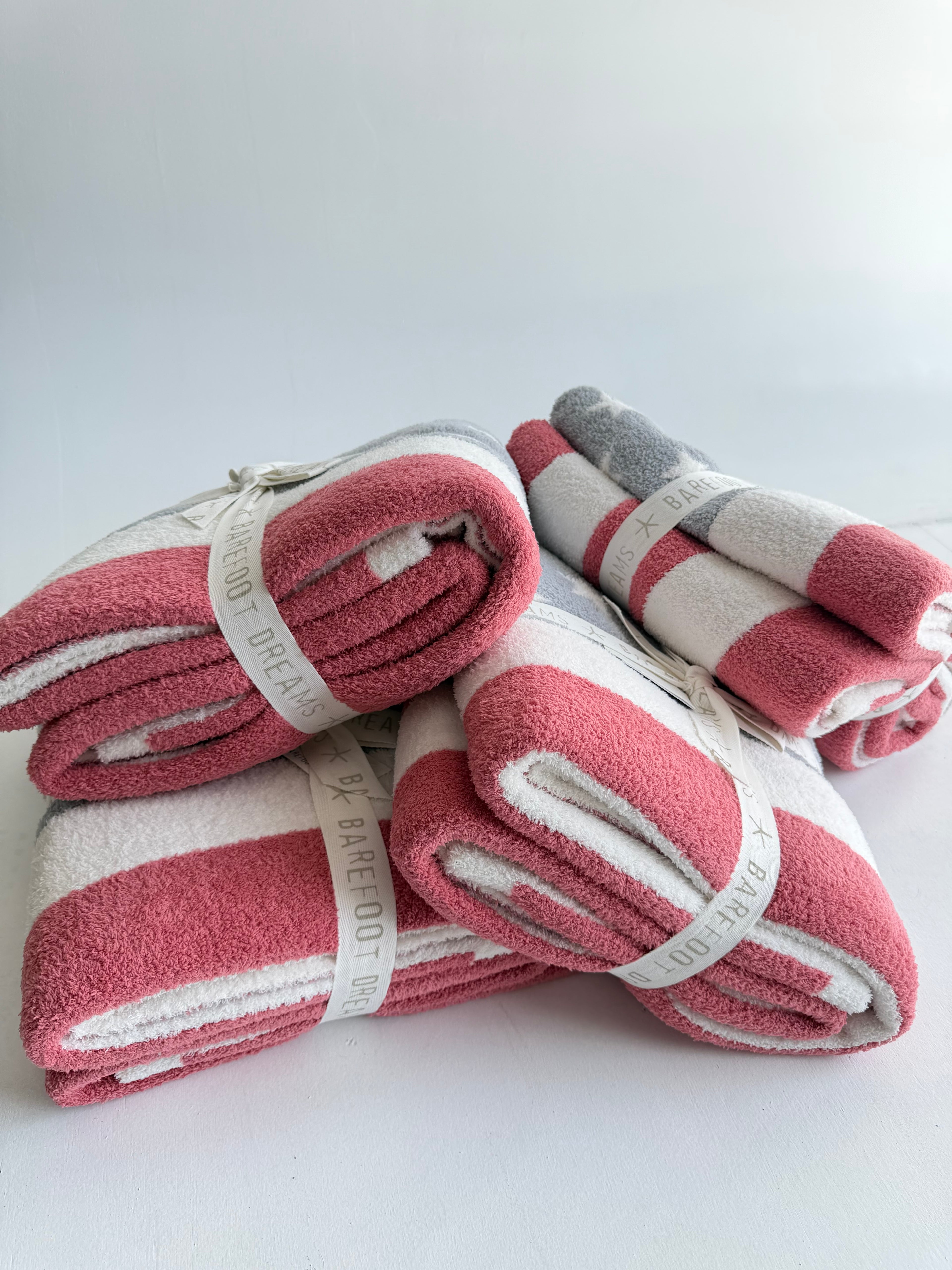 Barefoot Dreams Cozychic American Flag Blanket